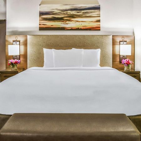 Hilton Dallas-Park Cities Экстерьер фото