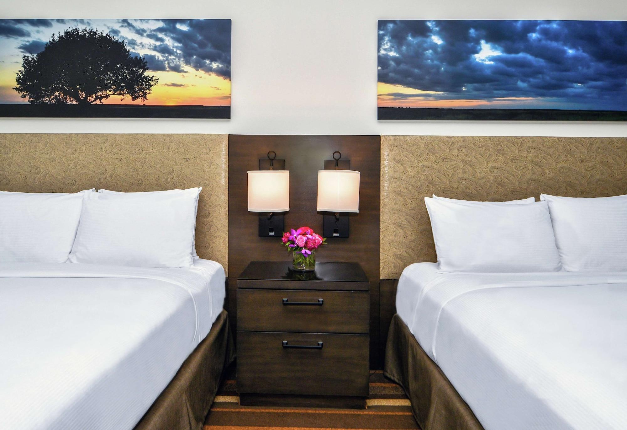 Hilton Dallas-Park Cities Экстерьер фото
