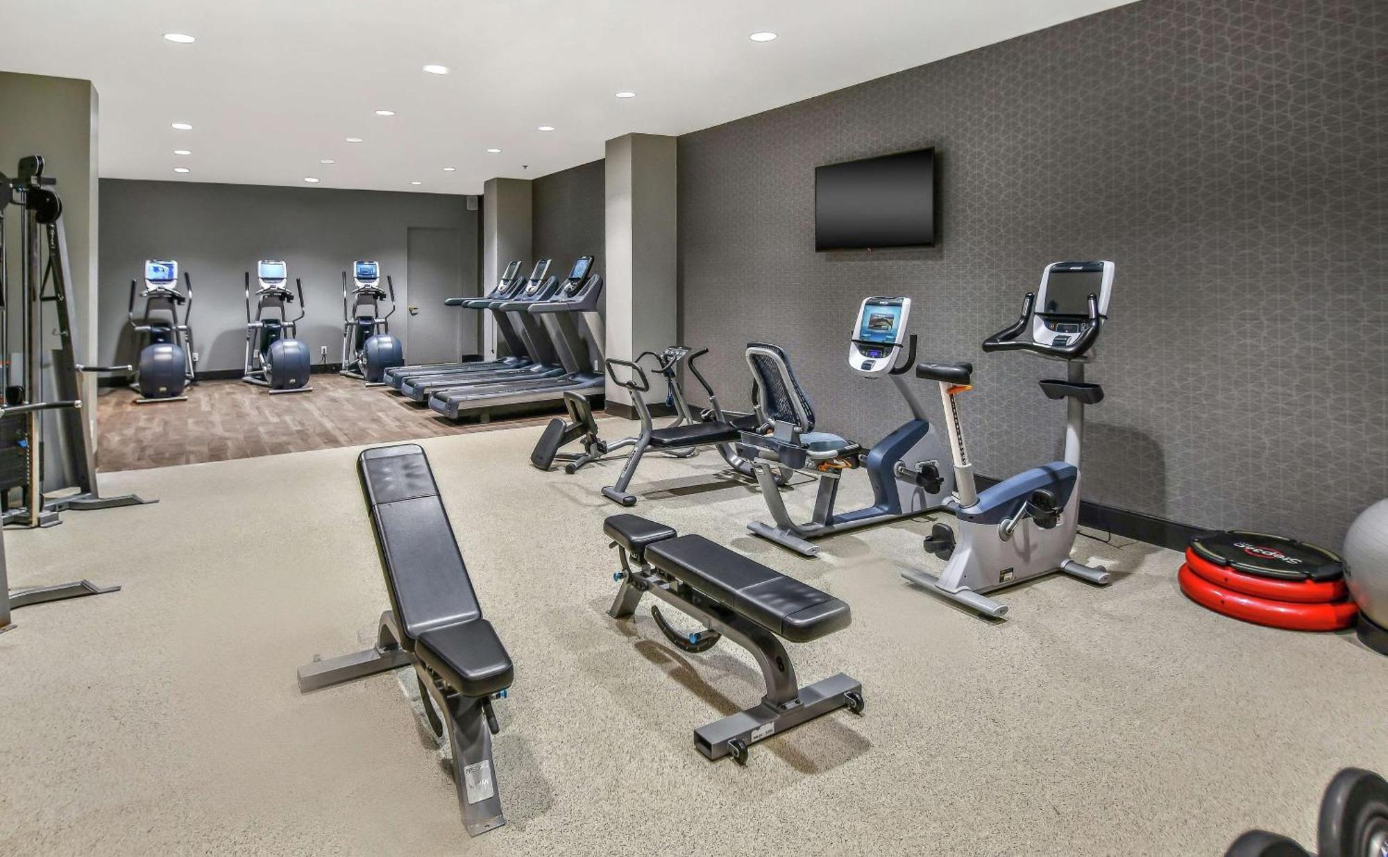 Hilton Dallas-Park Cities Экстерьер фото