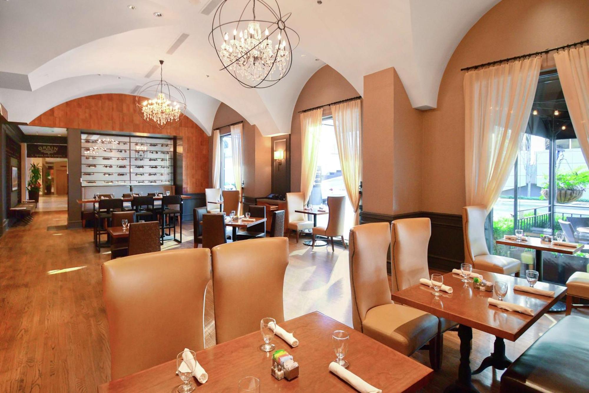 Hilton Dallas-Park Cities Экстерьер фото